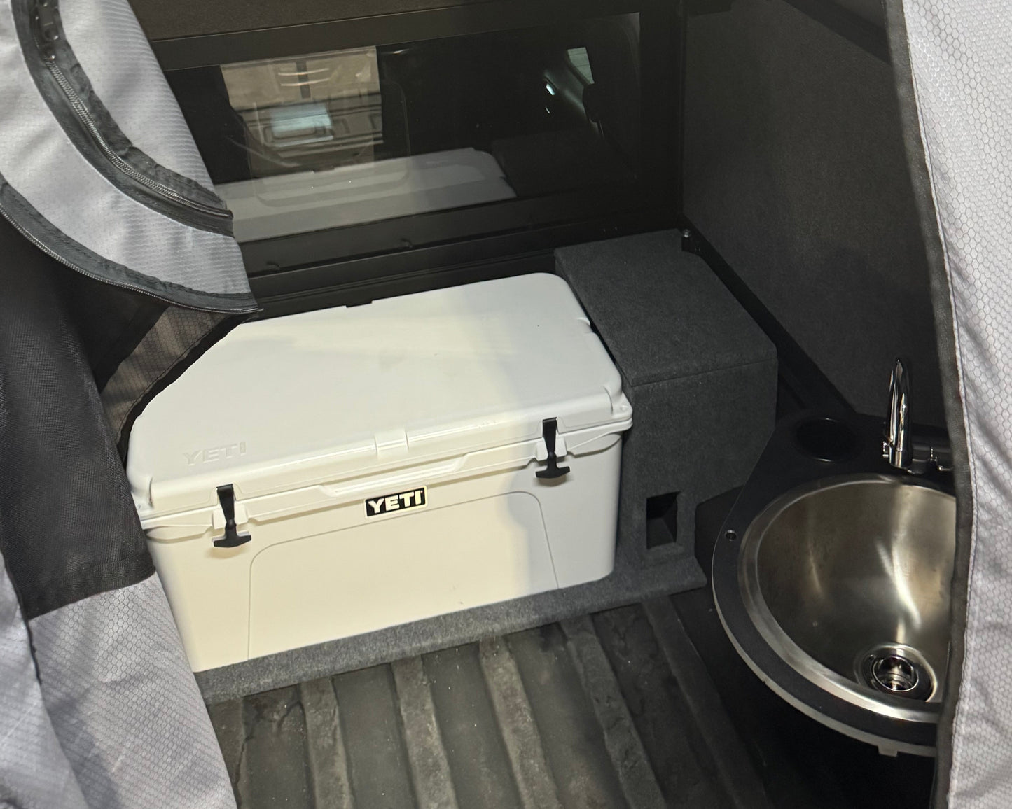 Cooler & Battery Cabinet